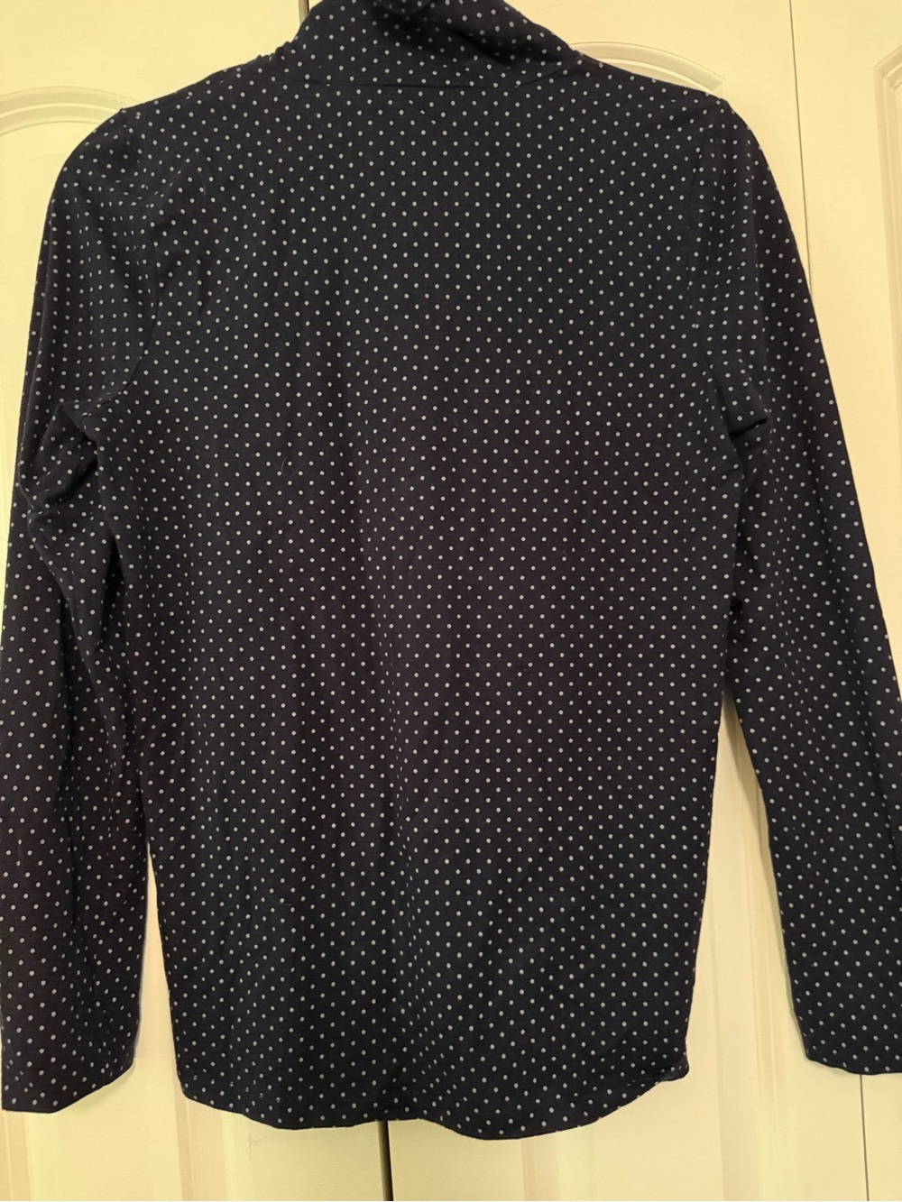 GAP Women’s Navy Long-Sleeve Turtleneck with White Polka Dots